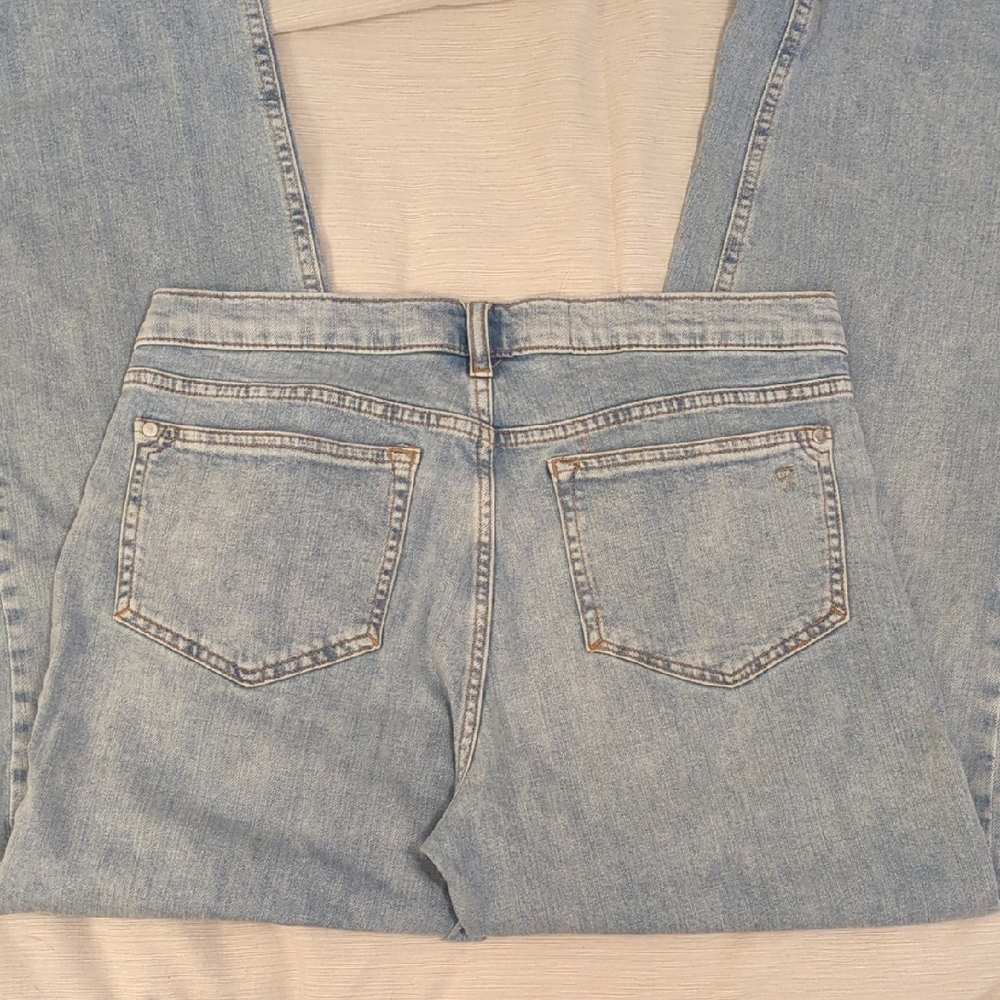 Pilcro Light Blue Denim Jeans - Picture 5 of 6
